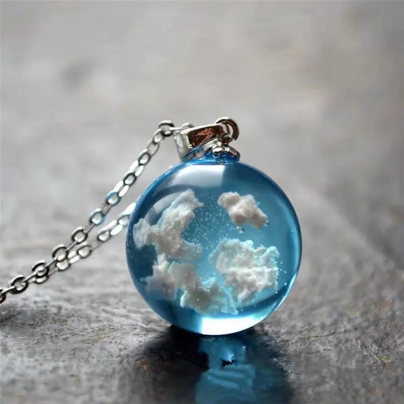 Chic Transparent Resin Rould Ball Moon Pendant Necklace Women Blue Sky White Cloud Chain Necklace Fashion Jewelry Gifts for Girl